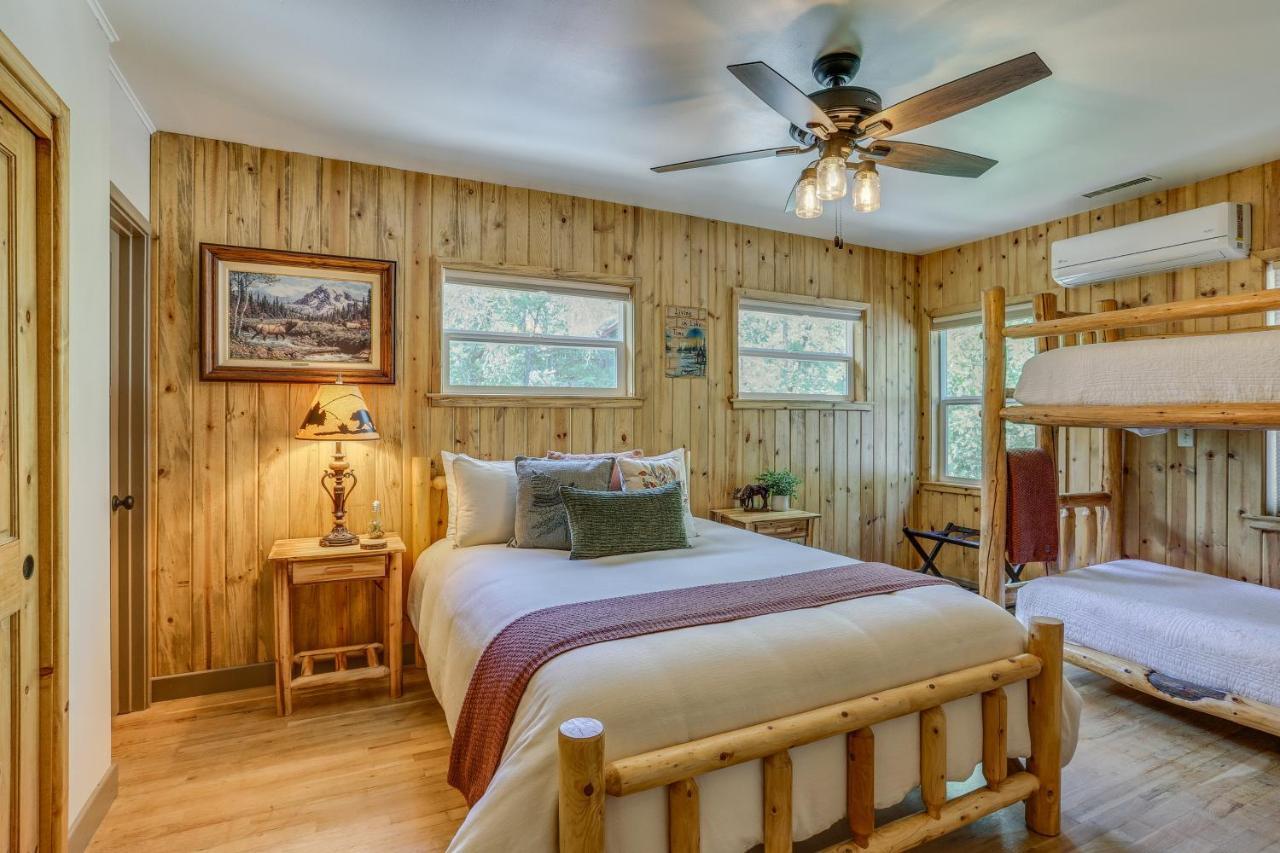 Rustic Oakhurst Retreat Less Than 4 Mi To Bass Lake! Villa Esterno foto