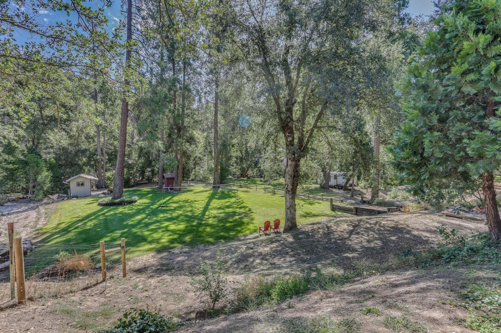 Rustic Oakhurst Retreat Less Than 4 Mi To Bass Lake! Villa Esterno foto